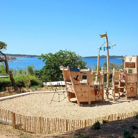 Apartment T2 Avec Parking Securise, A 300 M De La Plage, Climatisation Mobile - Fr-1-316-343